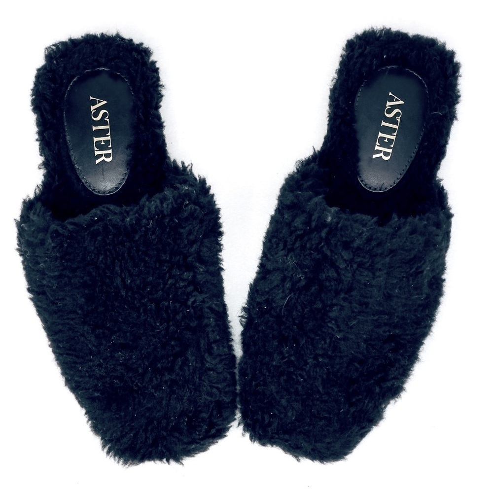 Brand NEW ASTER Slippers Women’s Size 6